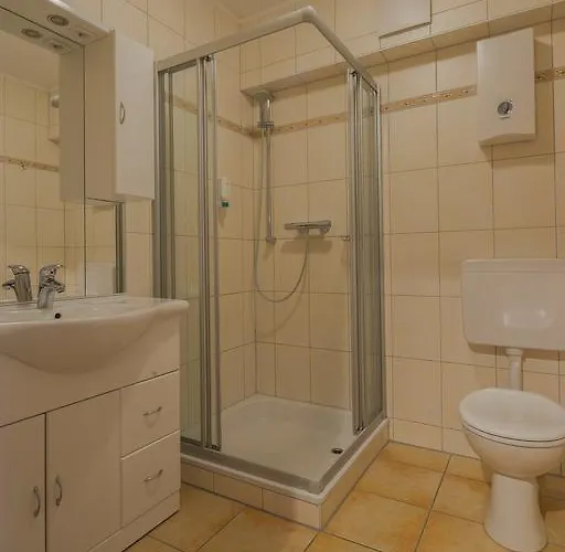 兰德加斯霍夫丽格旅馆 3*